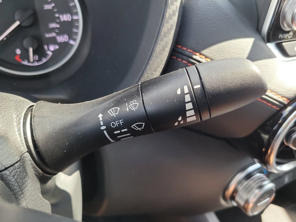 Used 2025 Nissan Sentra SR FWD image 29