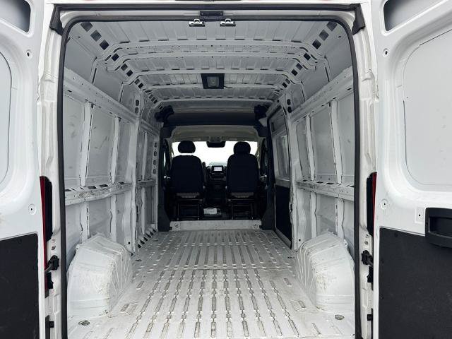 Used 2025 RAM ProMaster 3500 w/ Convenience Group FWD image 12