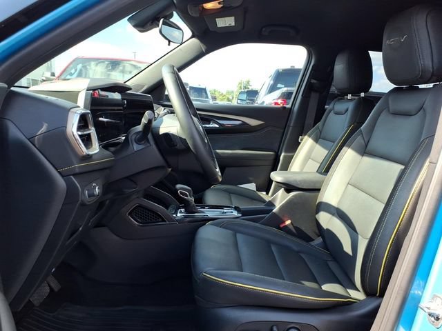 Used 2025 Chevrolet TrailBlazer ACTIV w/ Driver Confidence Package AWD/4WD image 17