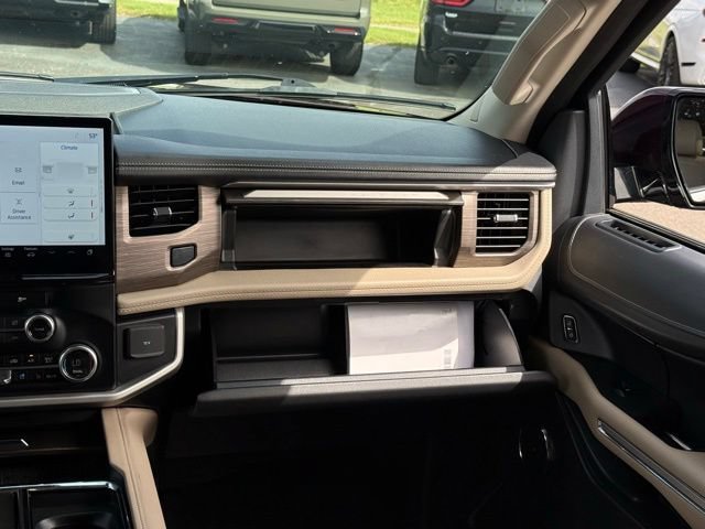 Certified 2024 Ford Expedition Max Limited AWD/4WD image 36
