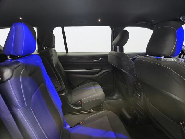 Used 2024 Jeep Grand Cherokee L Laredo RWD image 20