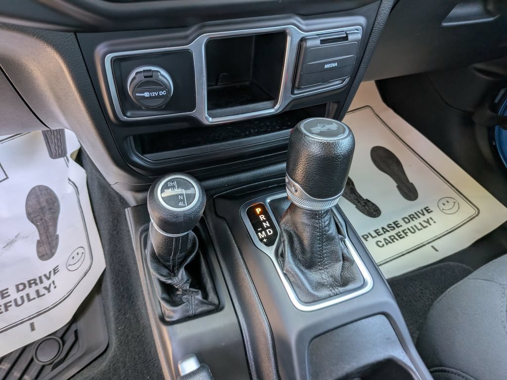 Used 2022 Jeep Wrangler Unlimited Sport AWD/4WD image 27