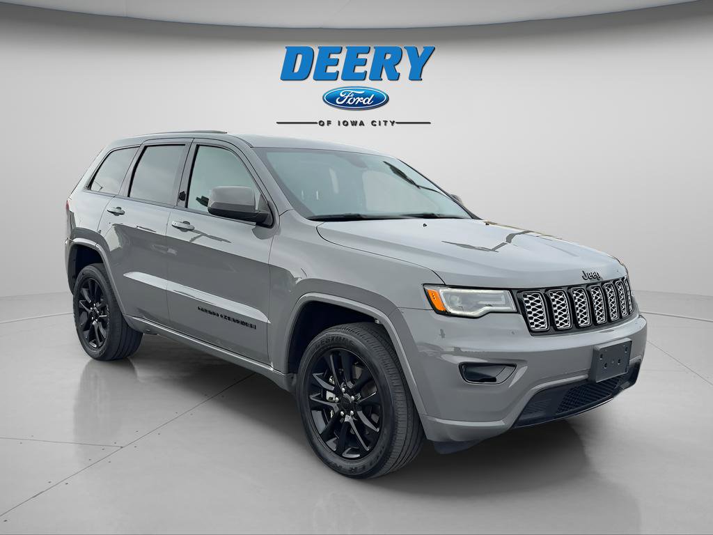 Used 2021 Jeep Grand Cherokee Laredo X AWD/4WD image 1