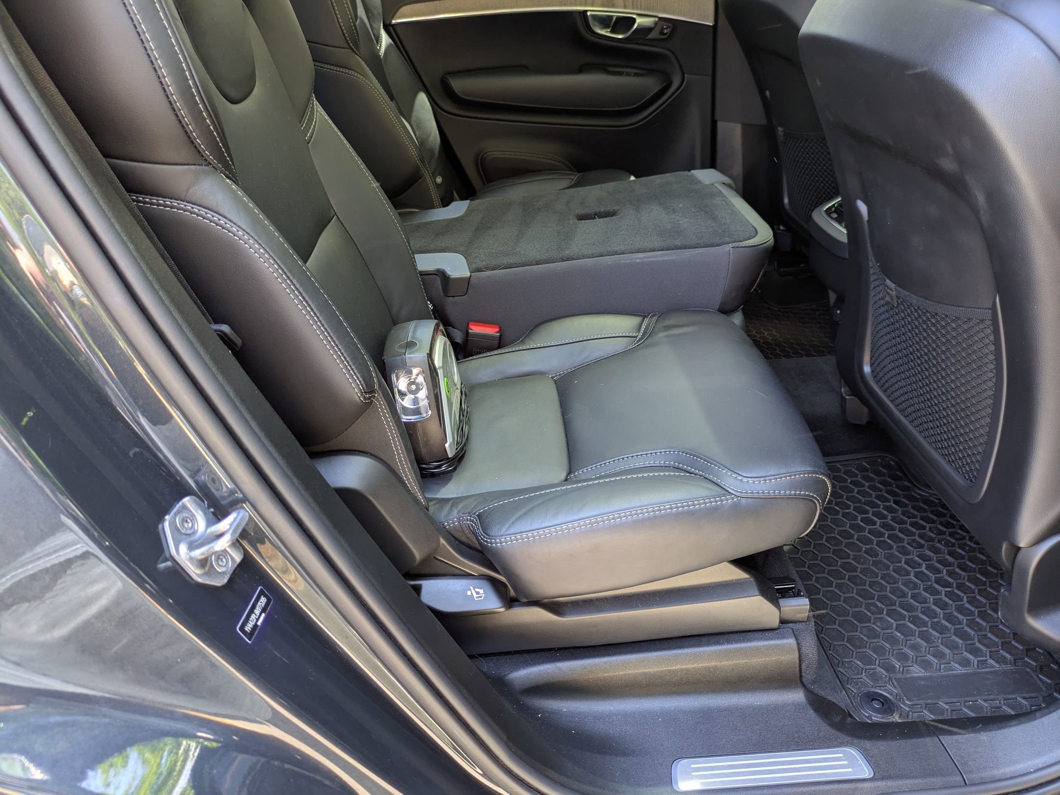 Used 2022 Volvo XC90 T6 Inscription w/ Advanced Package image 36