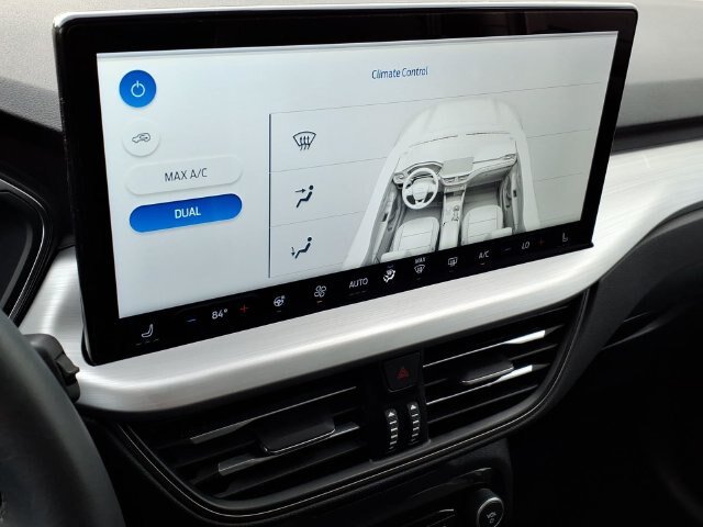 Certified 2023 Ford Escape Platinum AWD/4WD image 28
