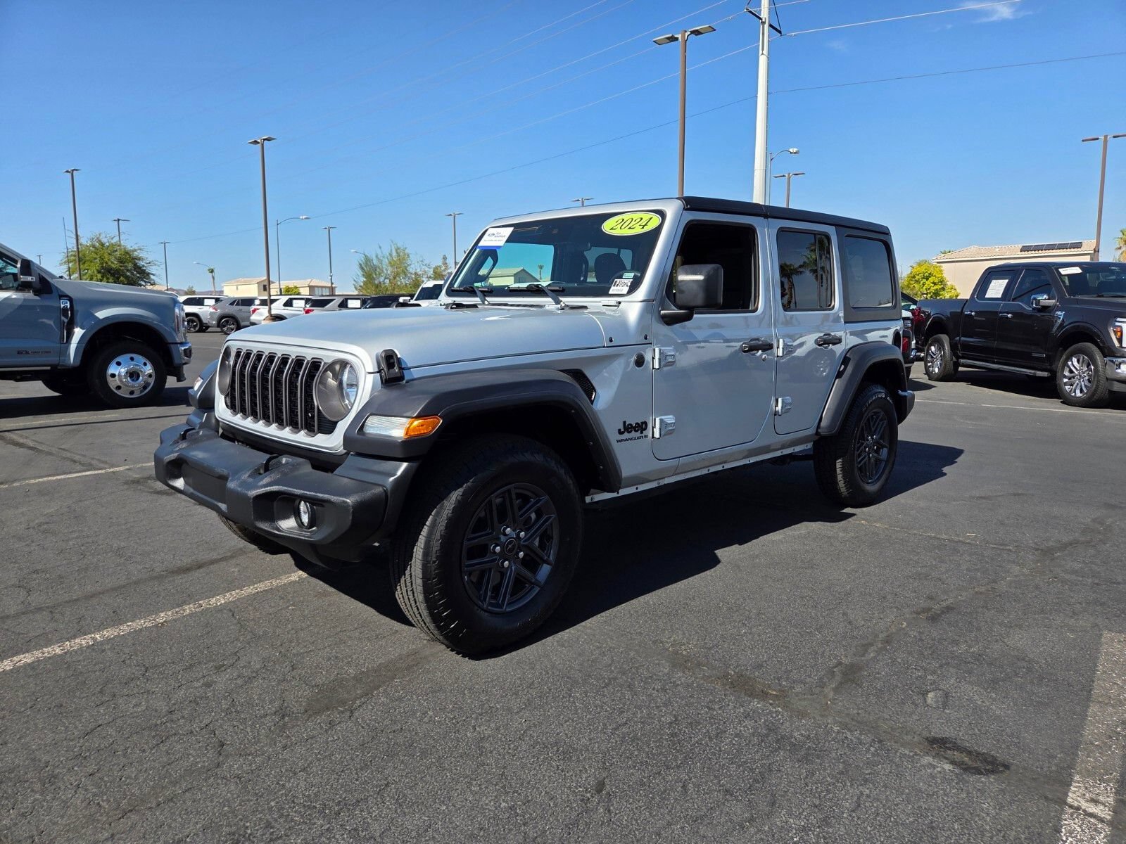 Used 2024 Jeep Wrangler Unlimited Sport AWD/4WD image 2