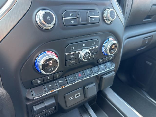 Used 2022 GMC Sierra 1500 Denali w/ Denali Reserve Package image 17