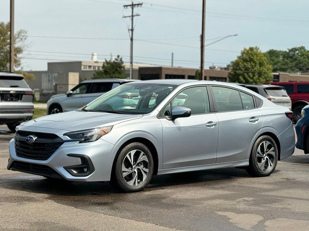 Used 2025 Subaru Legacy Premium AWD/4WD image 35