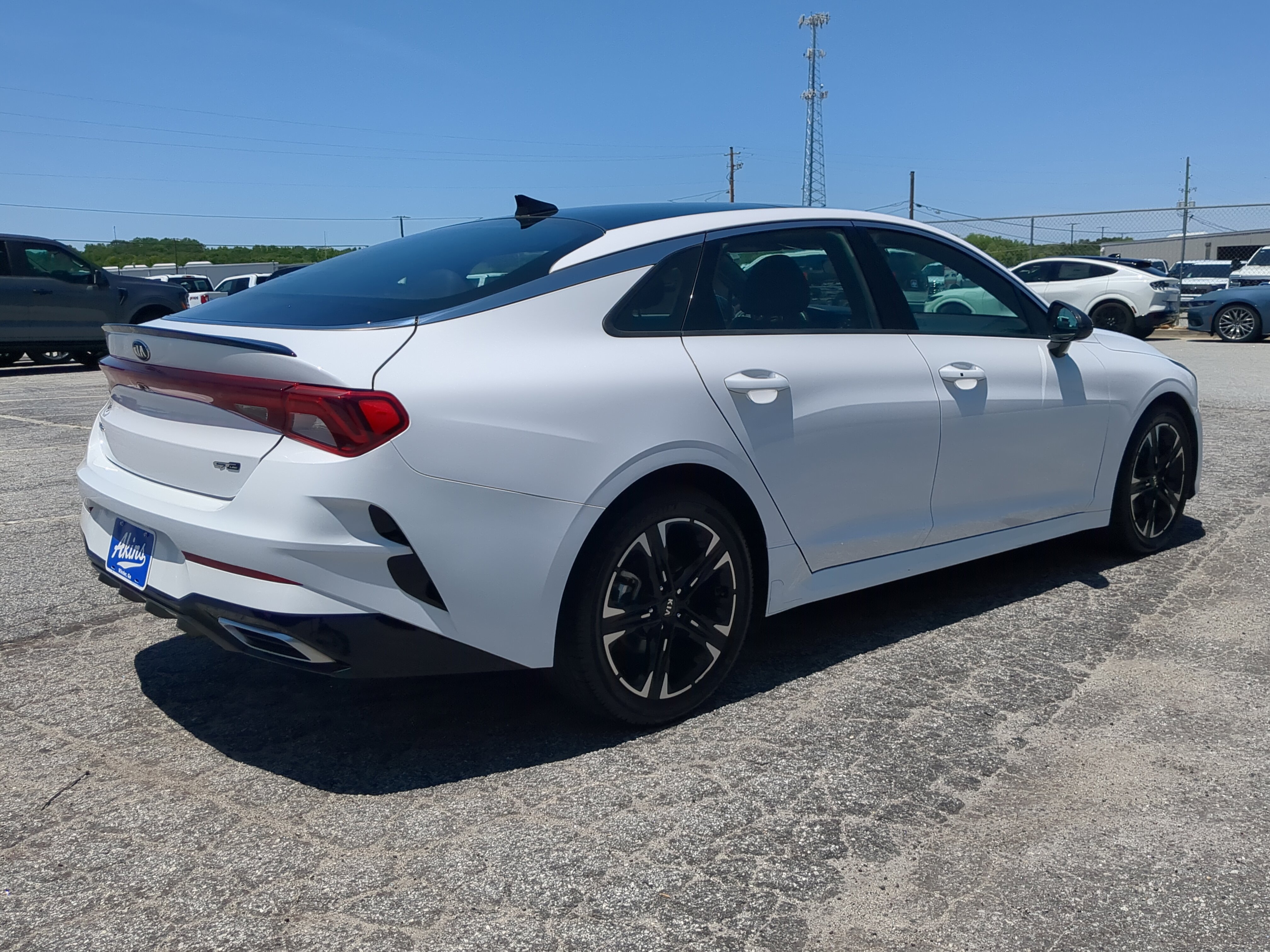 Used 2021 Kia K5 GT-Line w/ GT-Line FWD Premium Package image 3