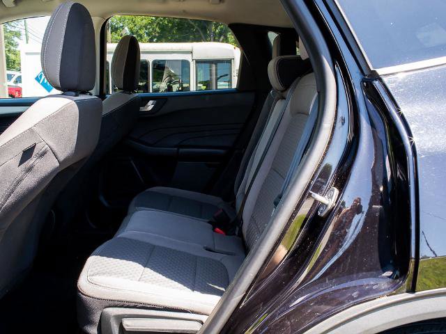Certified 2021 Ford Escape SE w/ SE Sport Appearance Package FWD image 16