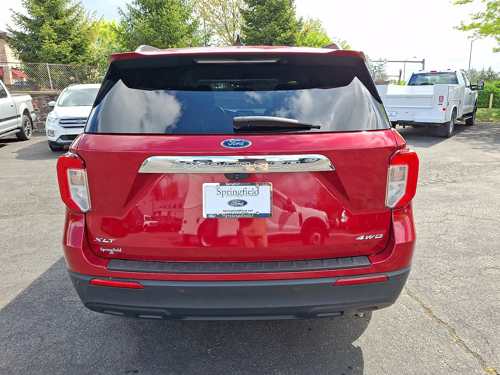 Certified 2021 Ford Explorer XLT image 3