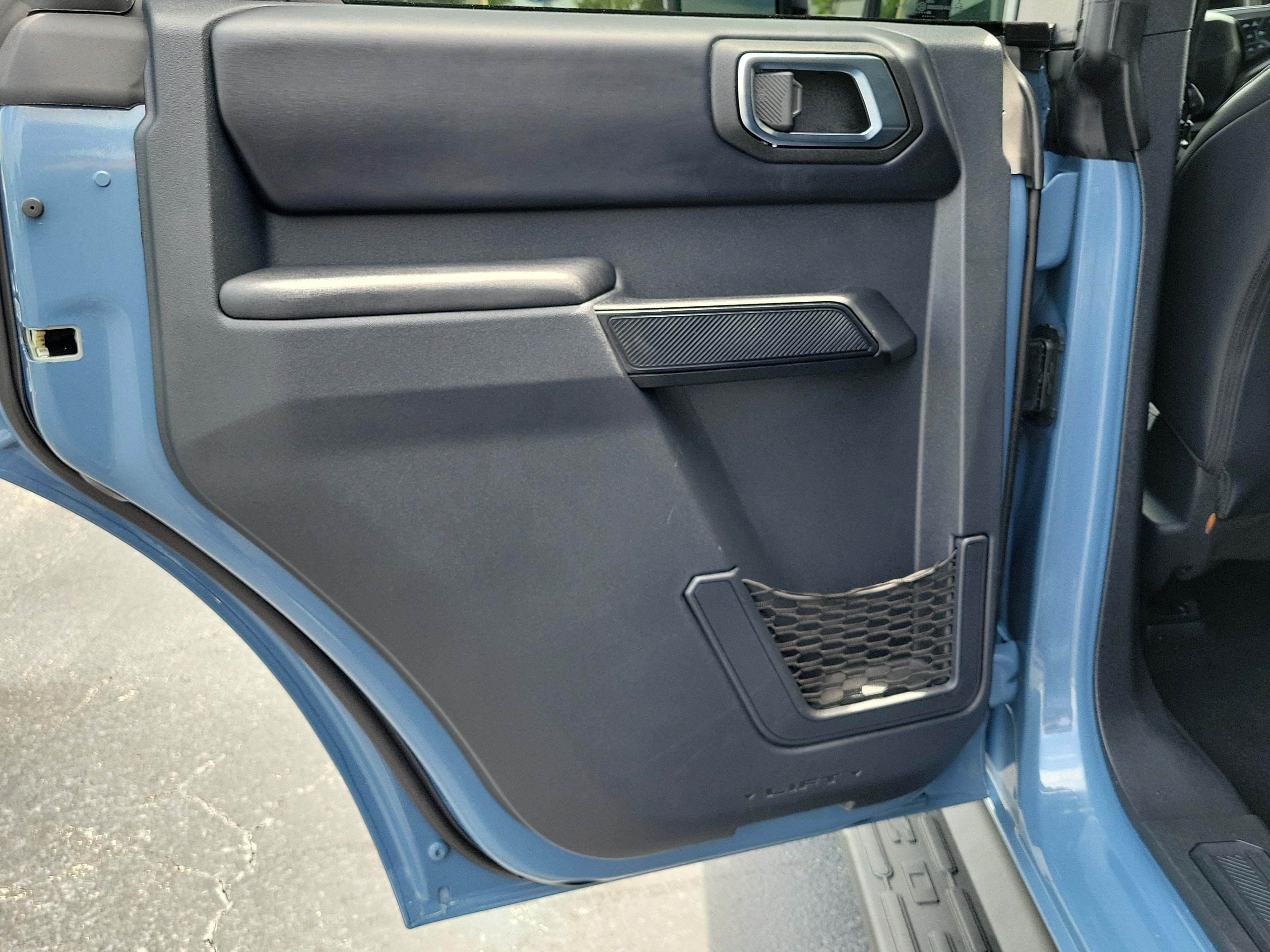 Certified 2025 Ford Bronco Outer Banks AWD/4WD image 11