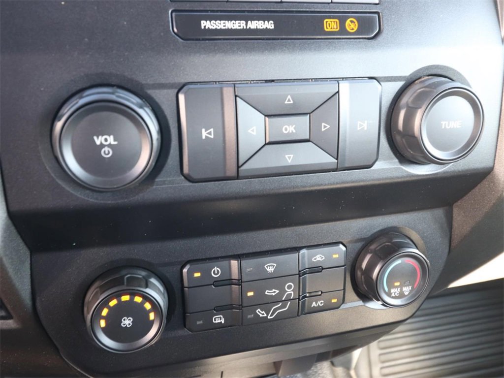 Certified 2022 Ford F450 XL w/ Power Equipment Group image 16