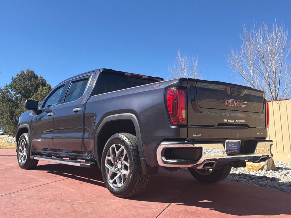 Used 2022 GMC Sierra 1500 SLT w/ SLT Premium Plus Package AWD/4WD image 3
