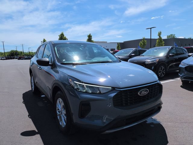Certified 2024 Ford Escape Active AWD/4WD image 12