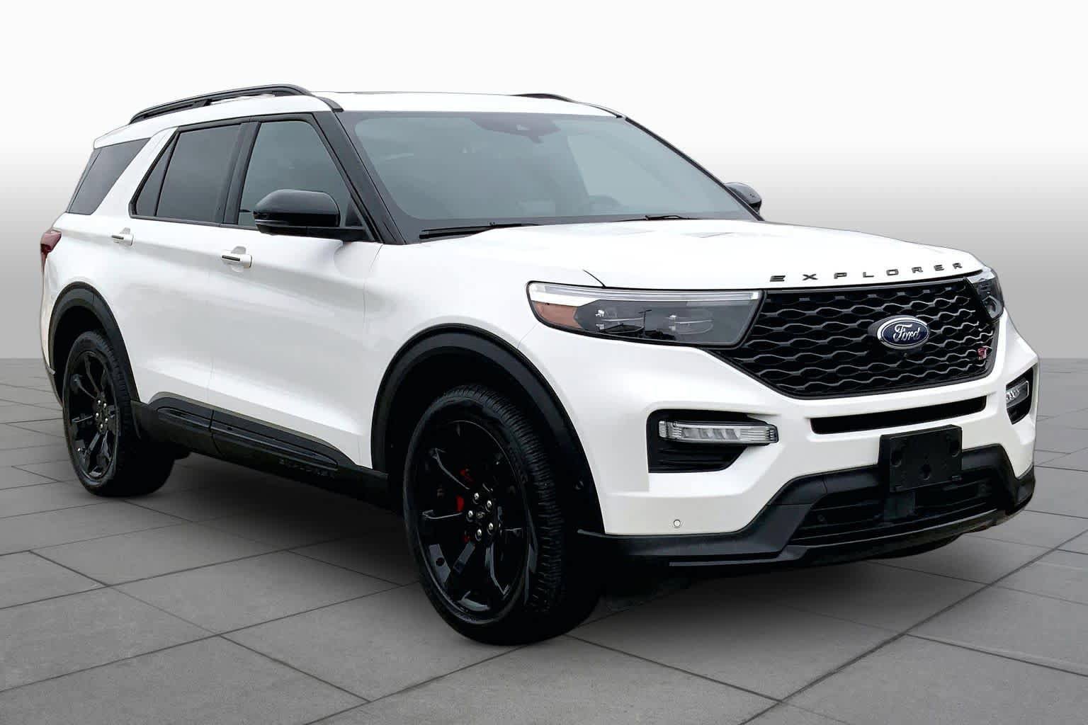 Certified 2021 Ford Explorer ST w/ Equipment Group 401A AWD/4WD image 3