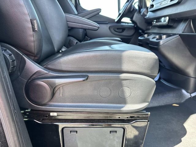 Used 2021 Mercedes-Benz Sprinter 2500 image 12
