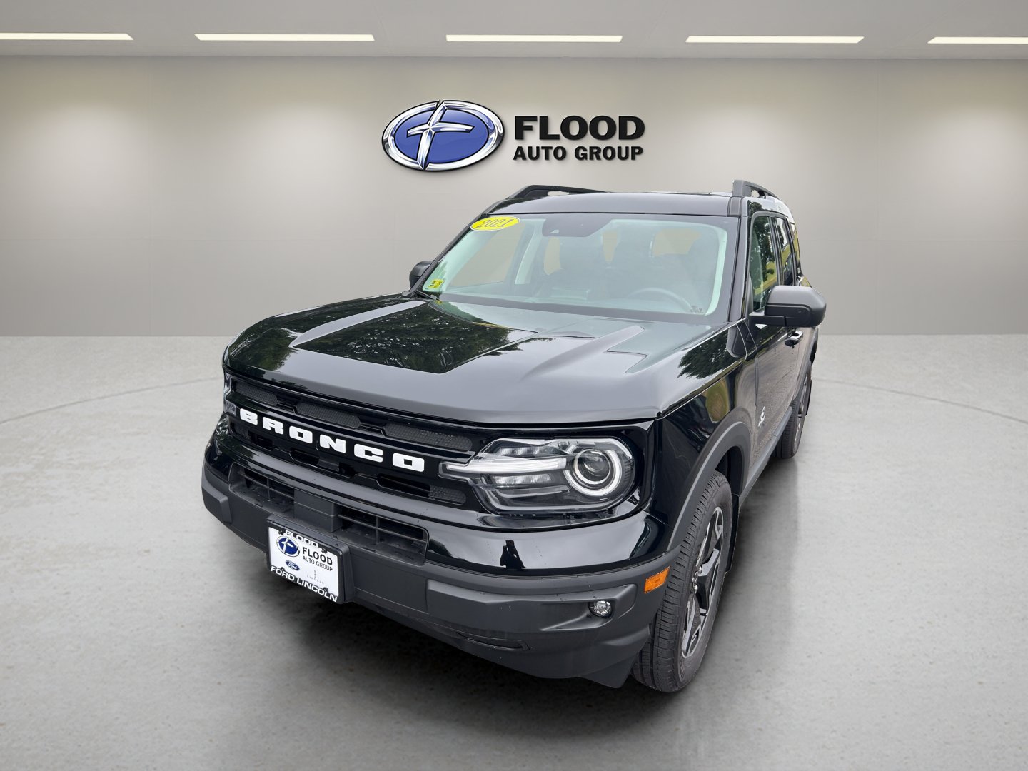 Certified 2021 Ford Bronco Sport Outer Banks AWD/4WD image 3