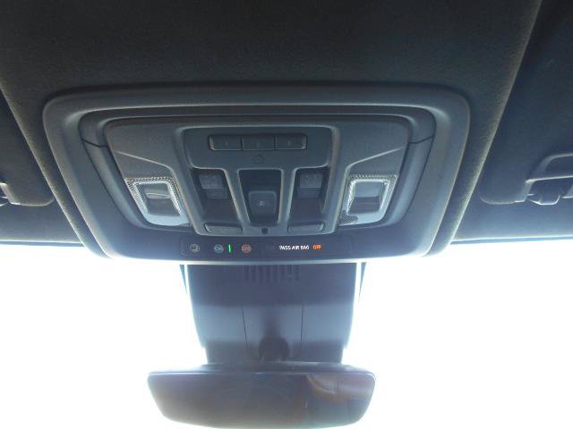 Used 2025 GMC Sierra 3500 Denali Ultimate AWD/4WD image 18