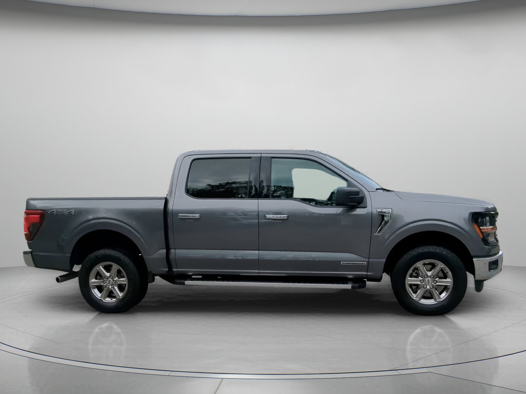 Certified 2025 Ford F150 XLT w/ Equipment Group 301A Standard AWD/4WD image 33