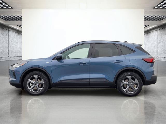 Certified 2025 Ford Escape ST-Line Select w/ Tech Pack #1 AWD/4WD image 9
