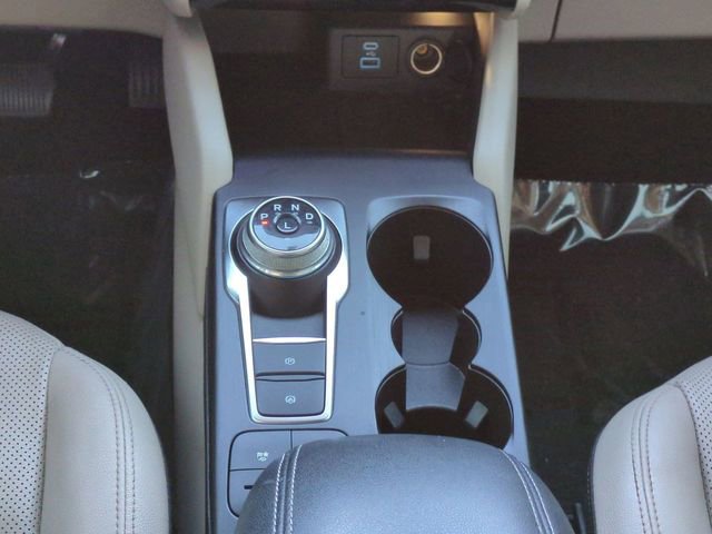 Certified 2022 Ford Escape SEL image 19