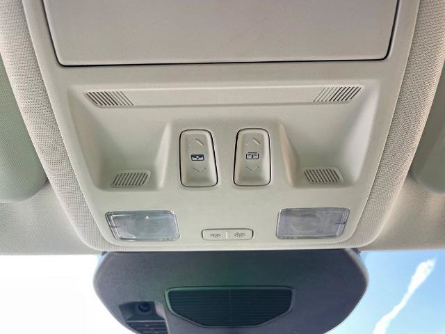 Certified 2025 Ford Escape SE FWD image 19
