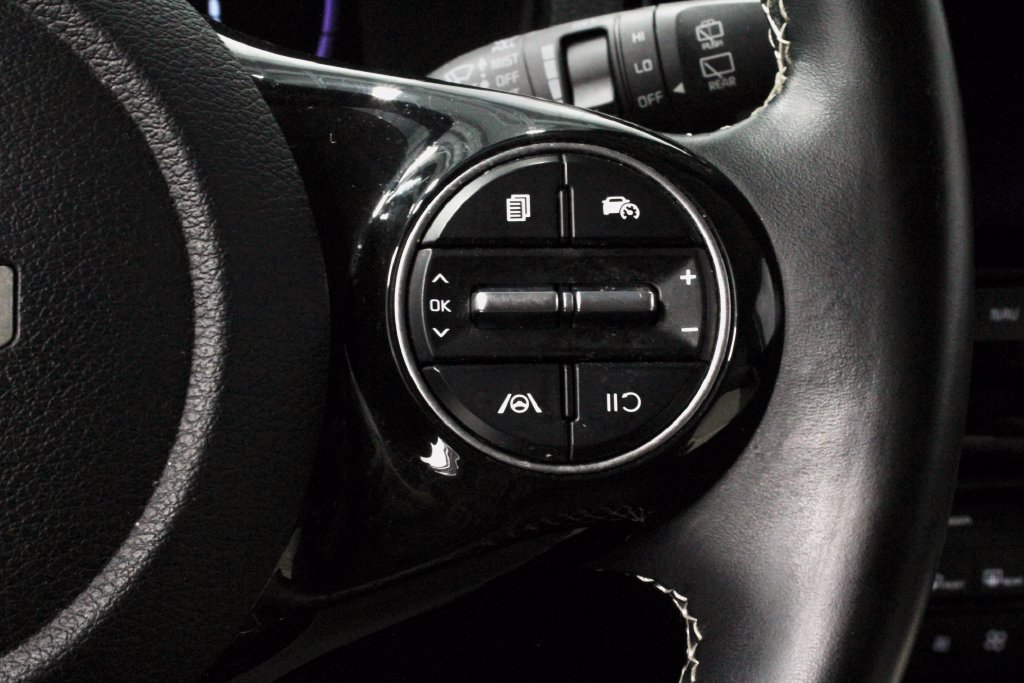 Used 2024 Kia Soul GT-Line FWD image 27