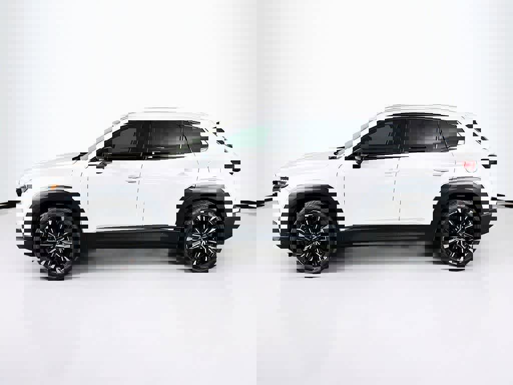 Used 2025 MAZDA CX-50 AWD 2.5 S w/ Premium Plus Pkg image 2