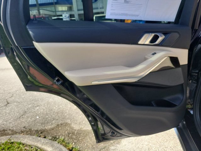 Used 2020 BMW X5 sDrive40i w/ Convenience Package RWD image 17