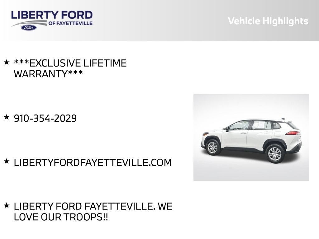 Used 2025 Toyota Corolla Cross L FWD image 5