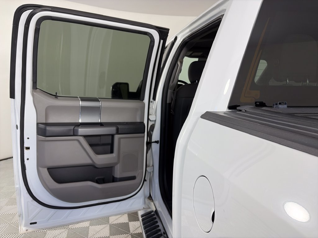 Certified 2018 Ford F150 XLT w/ Equipment Group 302A Luxury AWD/4WD image 12