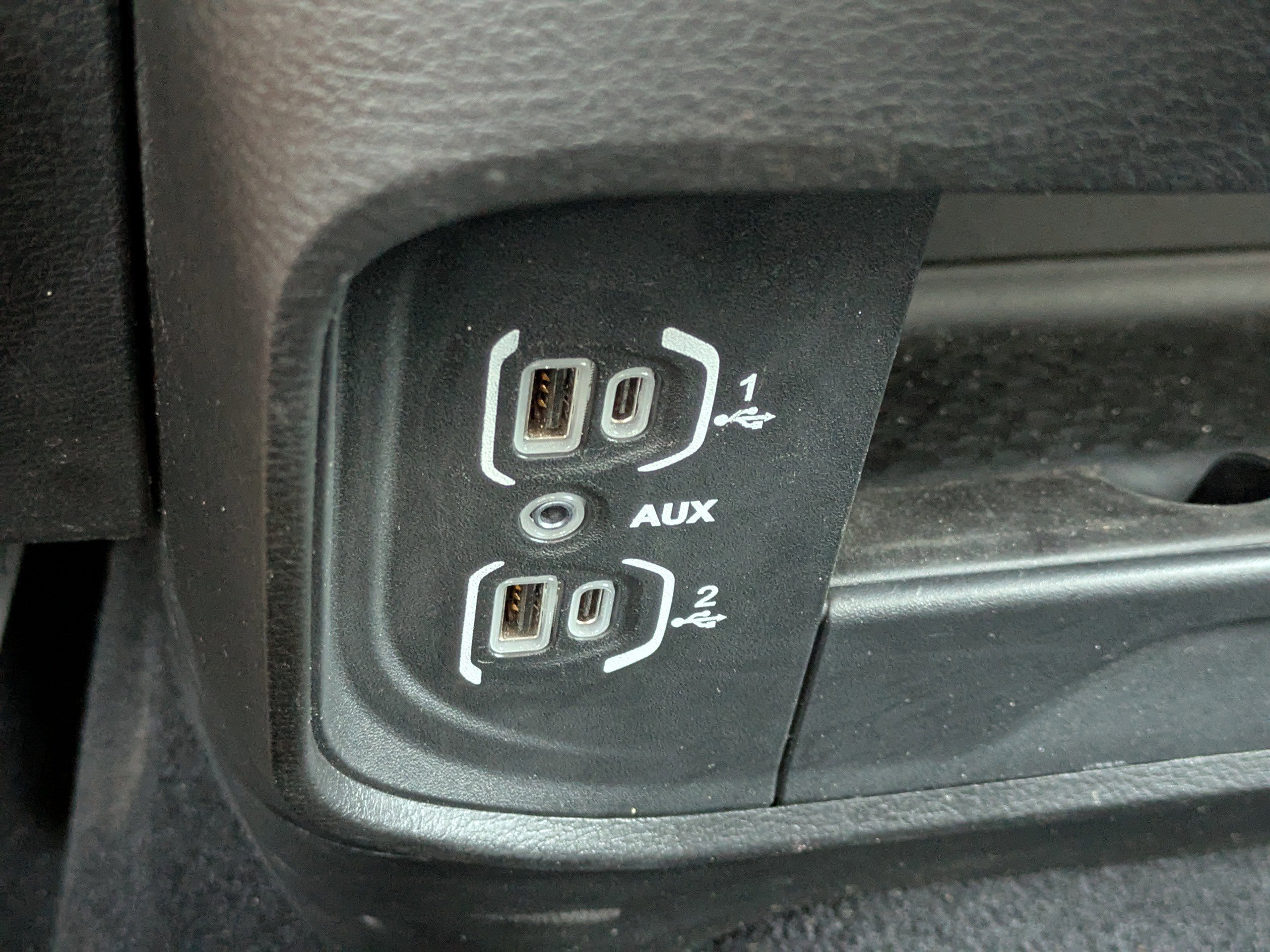 Used 2024 RAM 2500 Big Horn w/ Bed Utility Group image 29