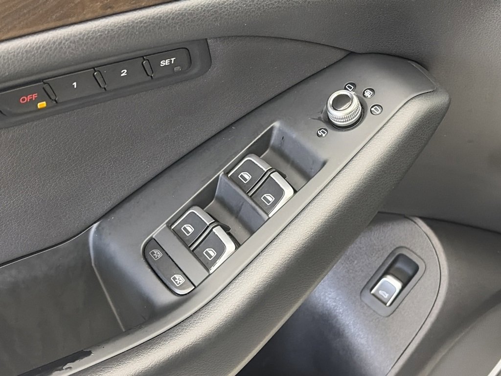 Used 2017 Audi Q5 3.0T Premium Plus image 25