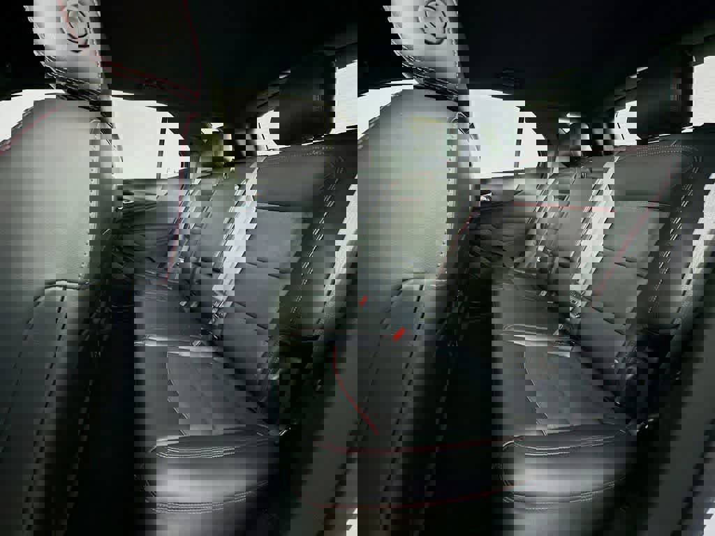 Used 2022 Chevrolet Equinox RS w/ RS Leather Package image 14