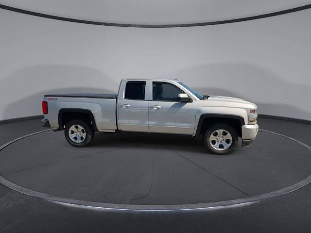 Used 2017 Chevrolet Silverado 1500 LT w/ All Star Edition AWD/4WD image 9