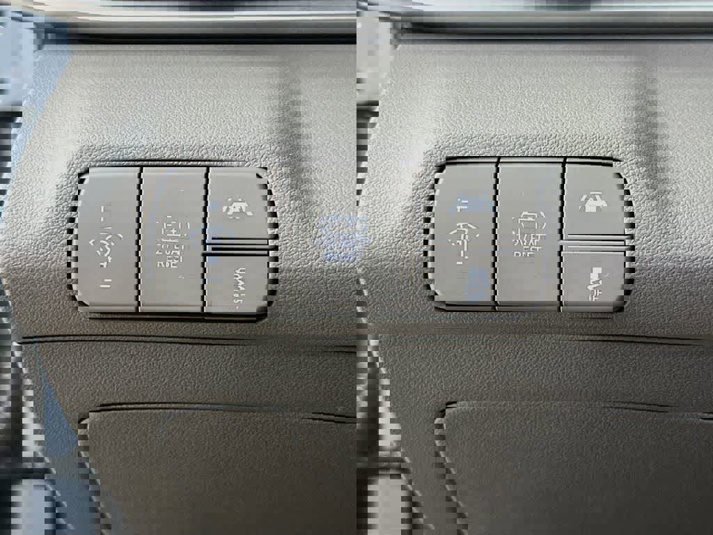 Used 2021 Hyundai Elantra Blue w/ Cargo Package image 26