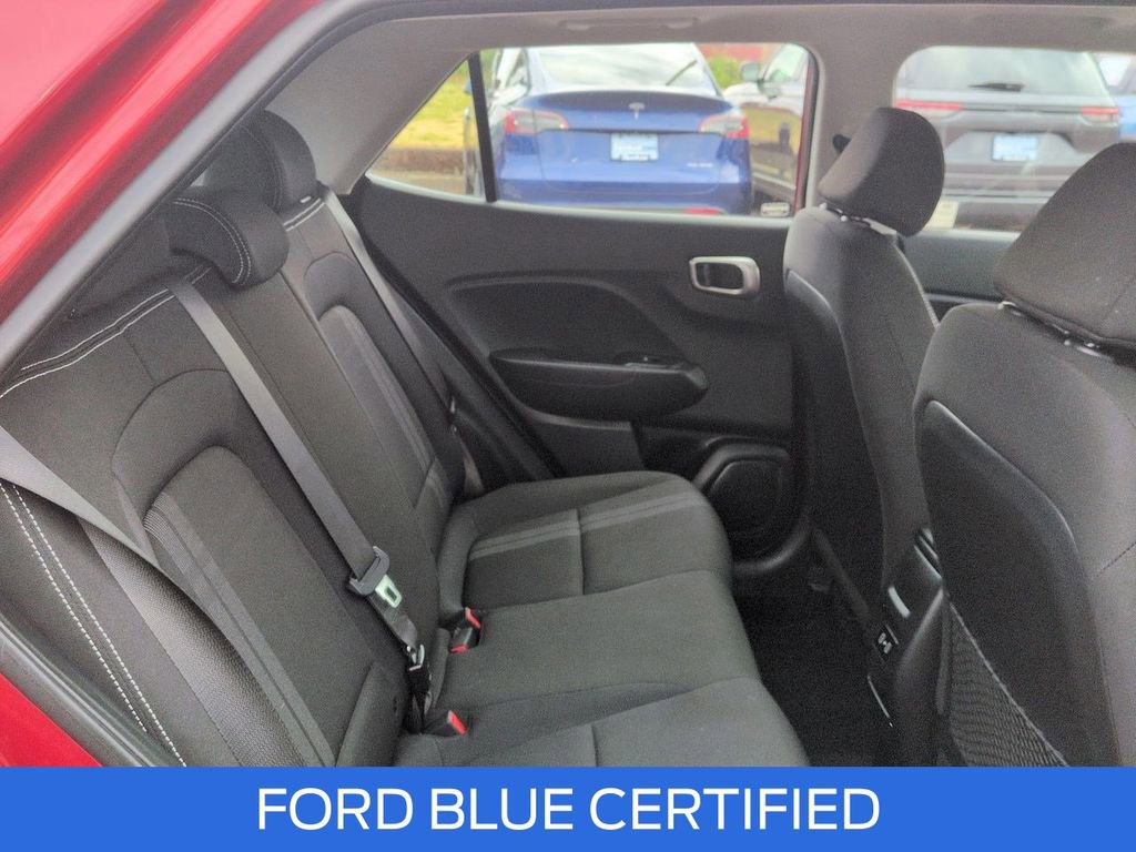 Used 2024 Hyundai Venue SEL FWD image 27