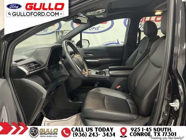 Used 2024 Toyota Sienna AWD image 30