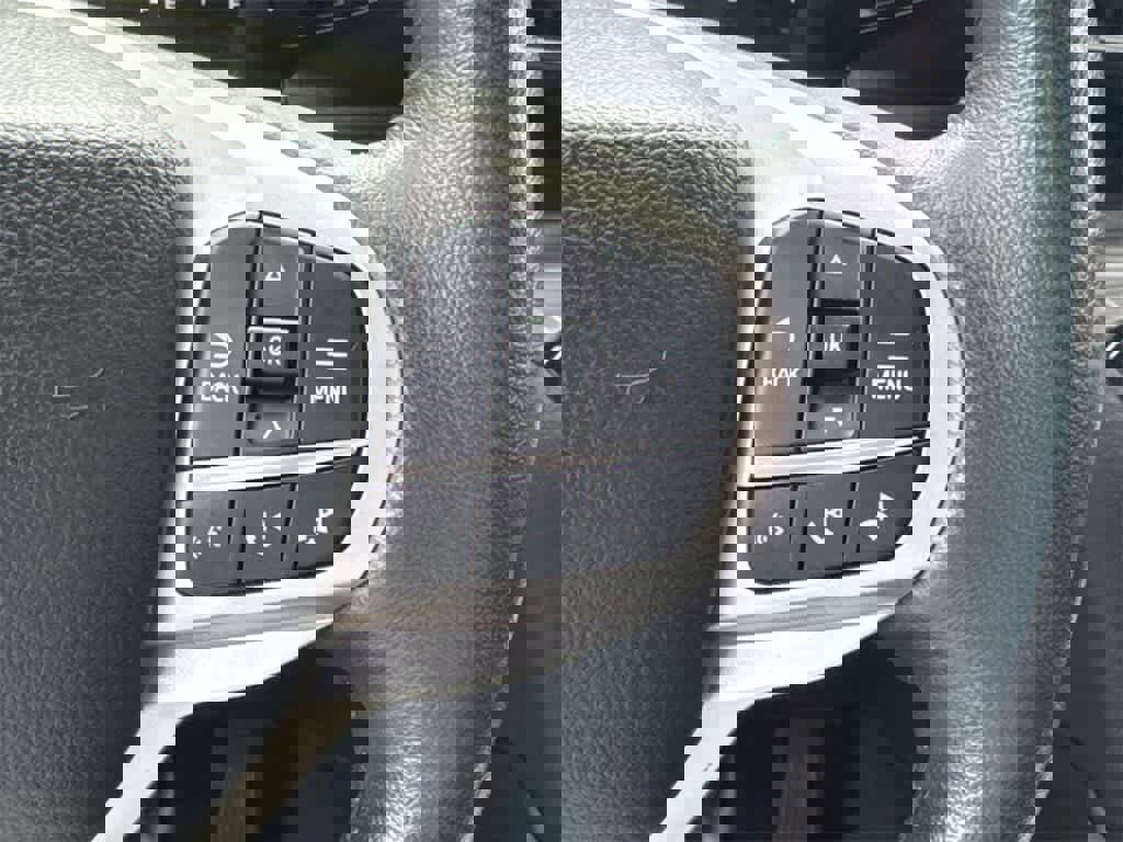 Certified 2022 Ford Explorer Limited w/ Hybrid Equipment Group 310A image 26