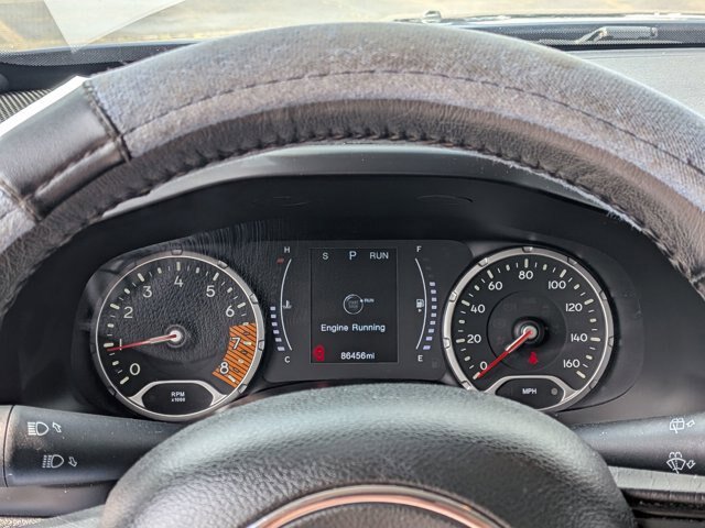 Used 2020 Jeep Renegade Altitude FWD image 20