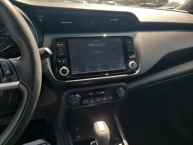 Used 2022 Nissan Kicks SV FWD image 17