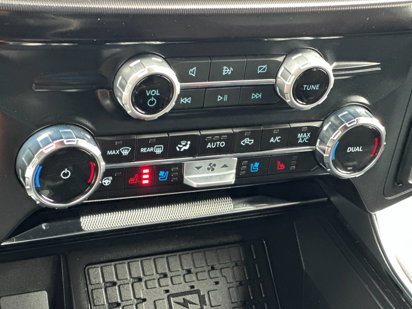 Certified 2024 Ford F150 Raptor w/ Equipment Group 803A Raptor R image 21