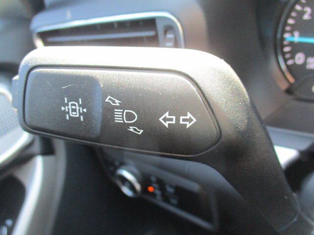 Certified 2024 Ford Explorer XLT w/ Equipment Group 202A AWD/4WD image 12