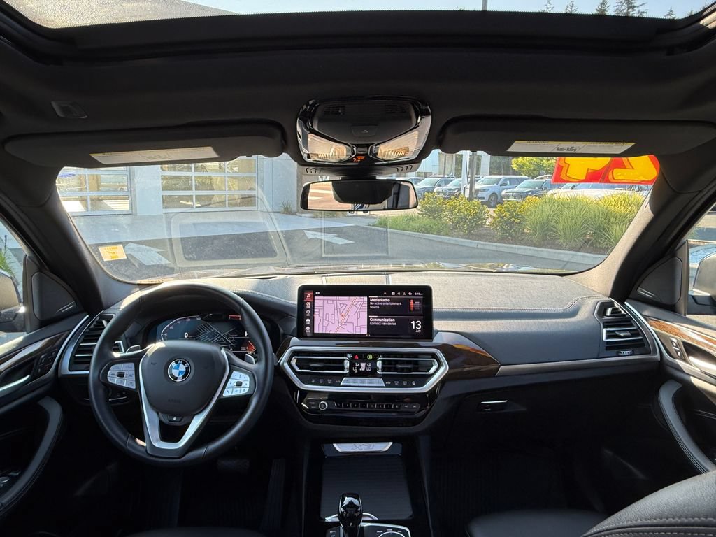 Used 2024 BMW X3 xDrive30i AWD/4WD image 13