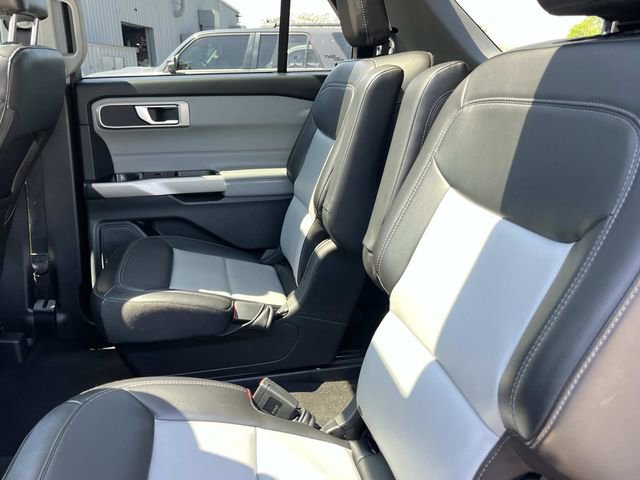 Certified 2023 Ford Explorer XLT w/ Equipment Group 202A AWD/4WD image 24