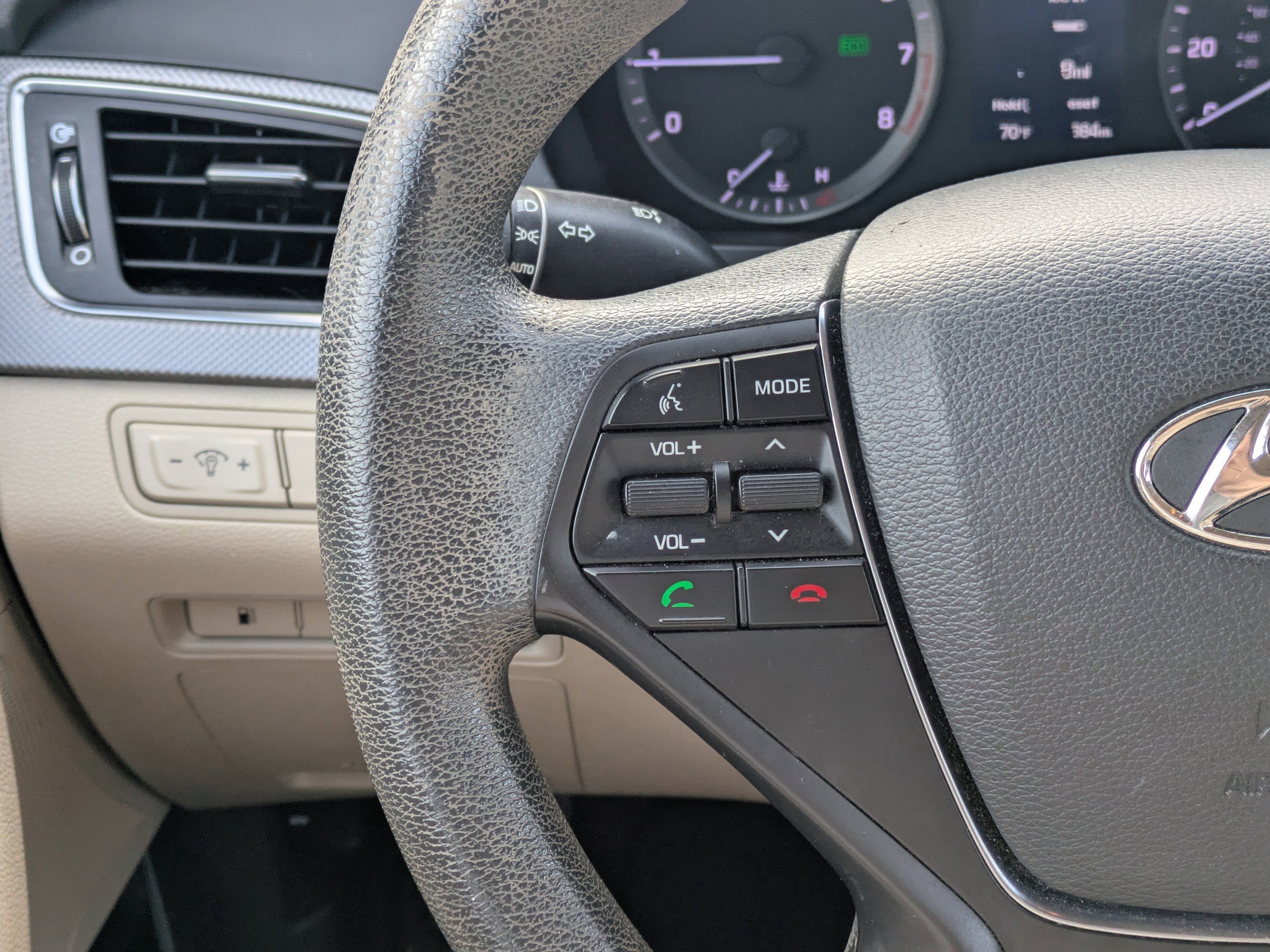 Used 2017 Hyundai Sonata SE image 16