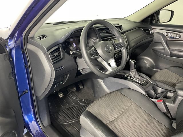Used 2018 Nissan Rogue S AWD/4WD image 3