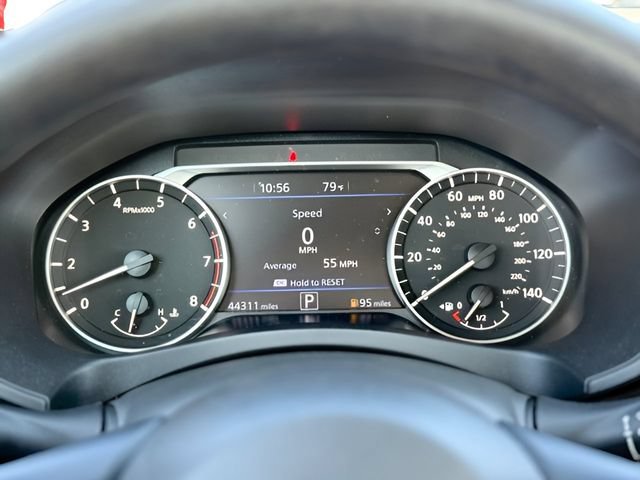 Used 2025 Nissan Altima 2.5 SV FWD image 25