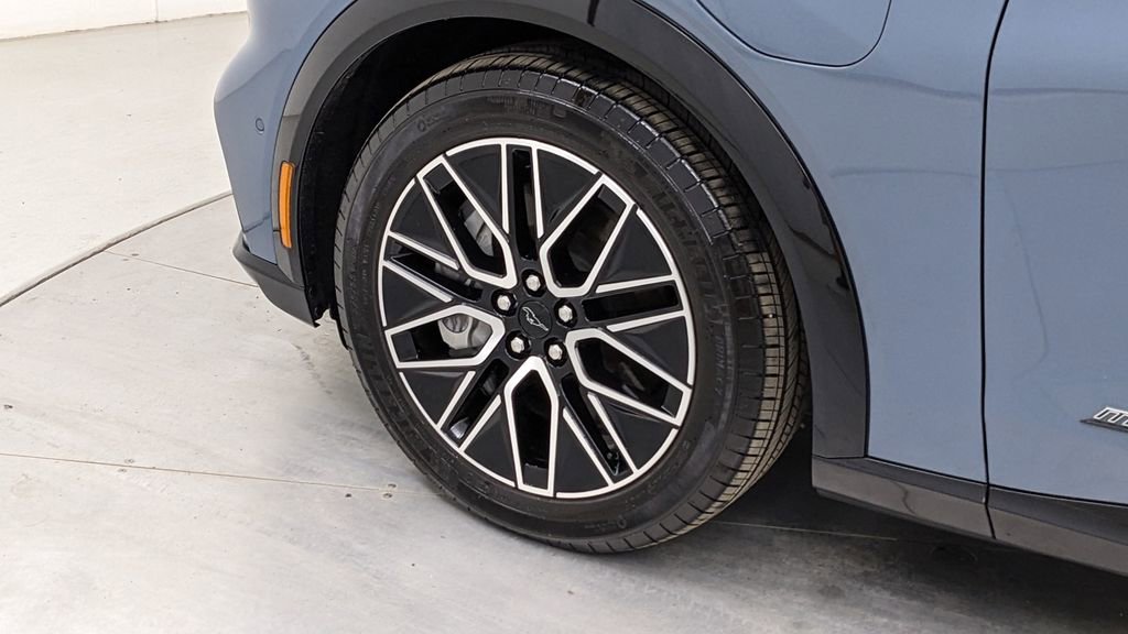 Certified 2024 Ford Mustang Mach-E Premium image 4
